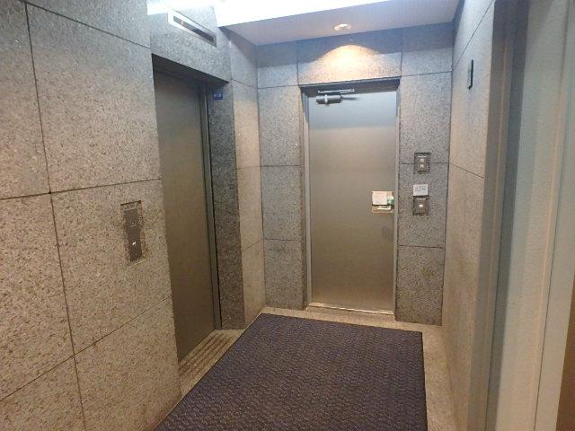 ホール②