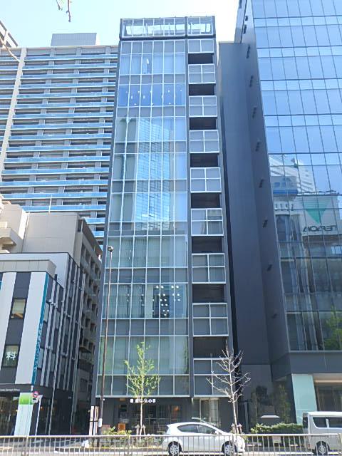 「田町第16藤島ビル」三田駅徒歩3分!コンパクトながら端正な存在感を放つオフィスビルです