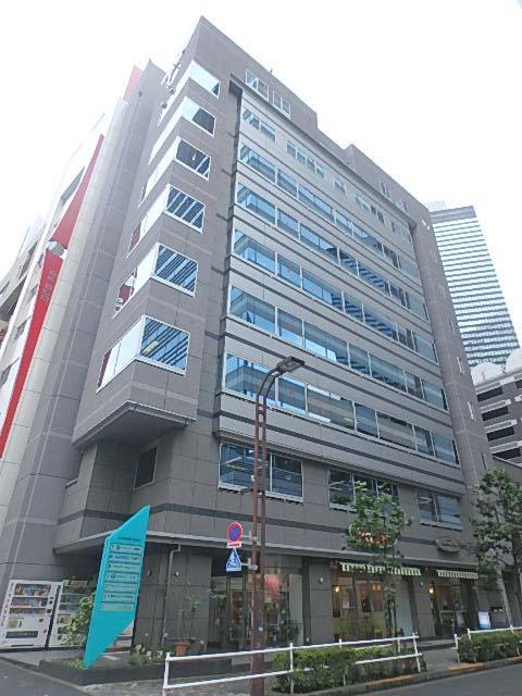 「菅野ビル（カンノ）」西新宿駅徒歩2分！新宿駅も利用可能🚃堅牢な佇まいのオフィスビル